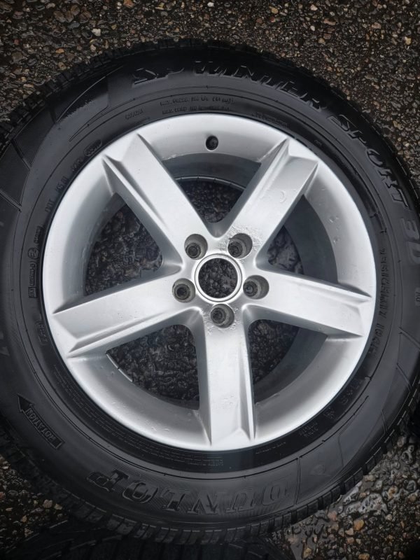 17" GENUINE AUDI Q5 ALLOY WHEELS / WINTER  TYRES - Image 4