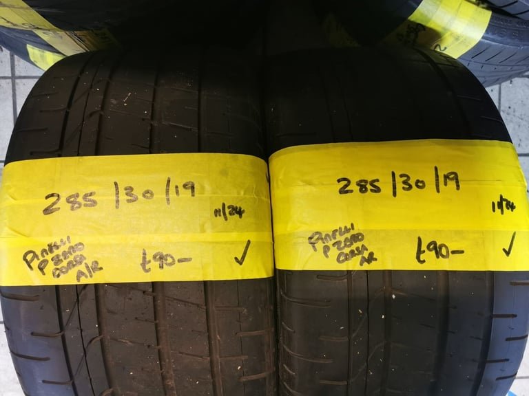 285 / 30 / 19 PIRELLI P ZERO CORSA AR TYRES - TWO AVAILABLE