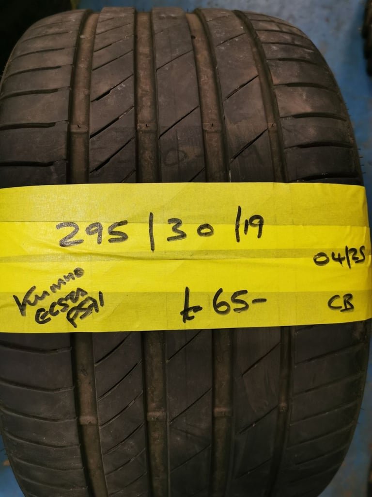 image-121.jpeg 295 / 30 / 19 KUMHO ECSTA PS71 TYRE - FITTING AVAILABLE - Image 1