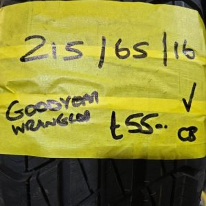 215 / 65 / 16 GOOYEAR WRANGLER TYRE - LIKE NEW