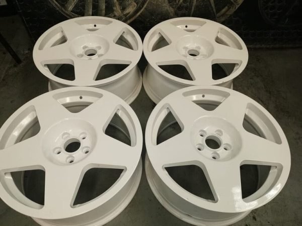 19" GENUINE 1552 TARMAC ALLOY WHEELS - 5 X 108 - FOCUS RS - Image 1