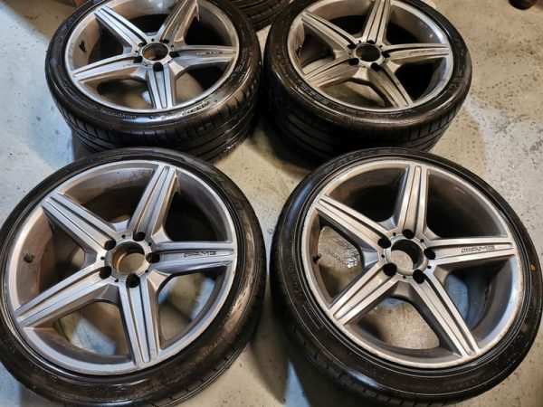 18" E63 AMG STYLE ALLOY WHEELS / TYRES - Image 1