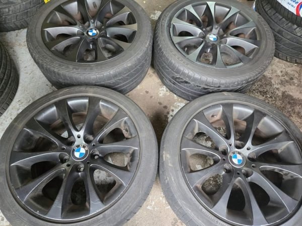 17" BMW STYLE 108 ALLOY WHEELS / TYRES - Image 1