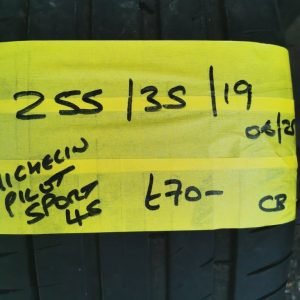 255 / 35 / 19 MICHELIN PILOT SPORT 4 S TYRE