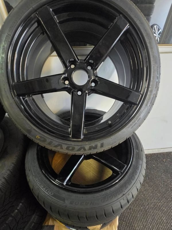 18" STAGGERED BMW CONCAVE  ALLOY WHEELS / NEW TYRES -  5 X120 FITMENT - Image 1