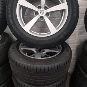 18" GENUINE PORSCHE MACAN S ALLOY WHEELS / TYRES