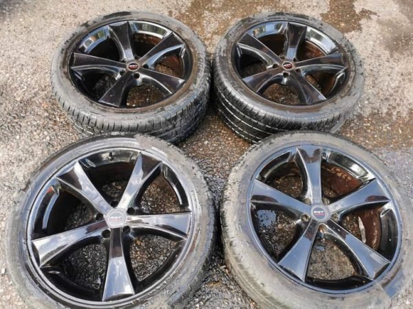 20" SRT ALLOY WHEELS / TYRES - CHRYSLER ETC - Image 1