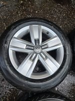 17"  GENUINE VOLKSWAGEN T6 DAVENPORT ALLOY WHEELS /  MATCHING TYRES - Image 3