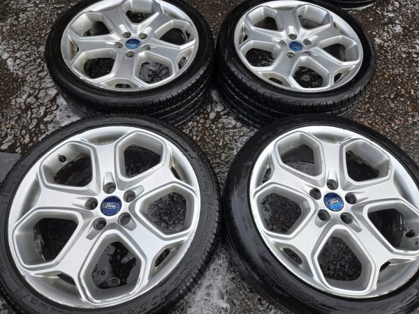 18" GENUINE FORD ST LINE / TITANIUM ALLOY WHEELS / TYRES - Image 1