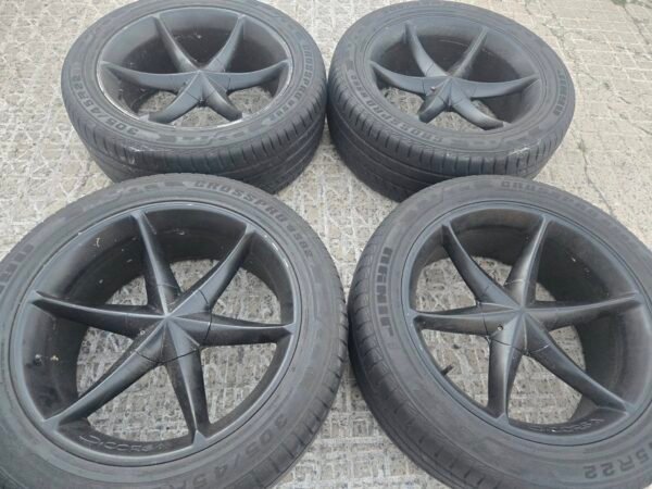 22" D.CORSA WHEELS  / TYRES - 6 STUD - FORD 150 FITMENT - Image 1
