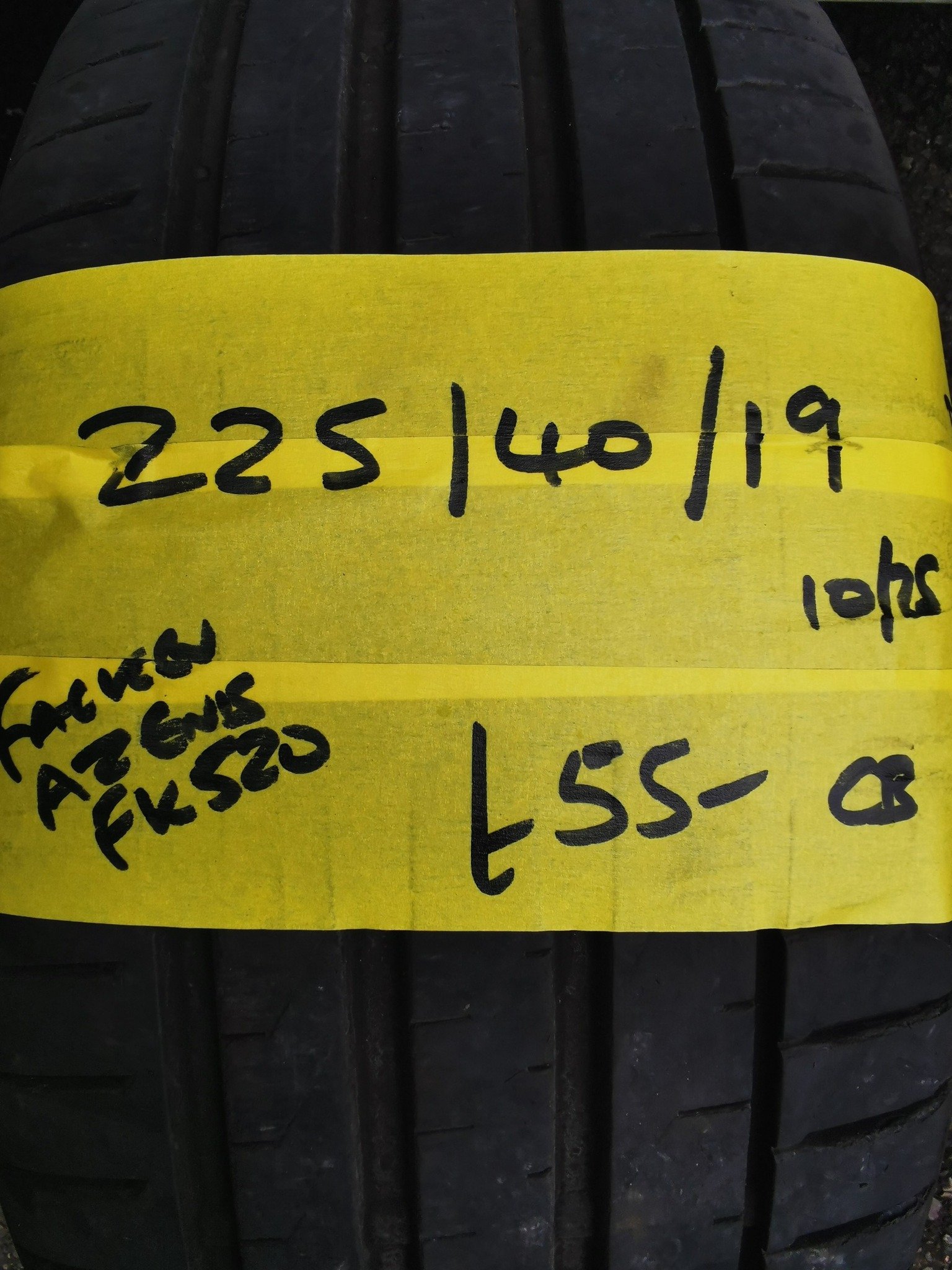 225 40 19 falken 225 / 40 / 19 FALKEN AZENIS FK 520 TYRE - Image 1