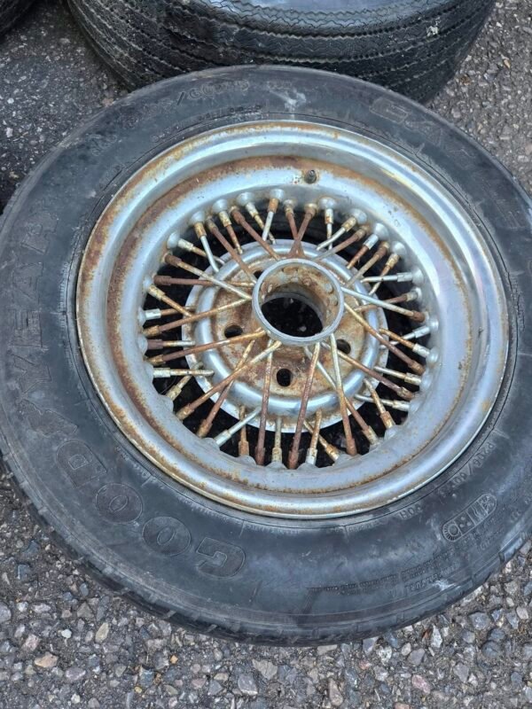 15" CHEVROLET WIRE WHEELS - Image 5