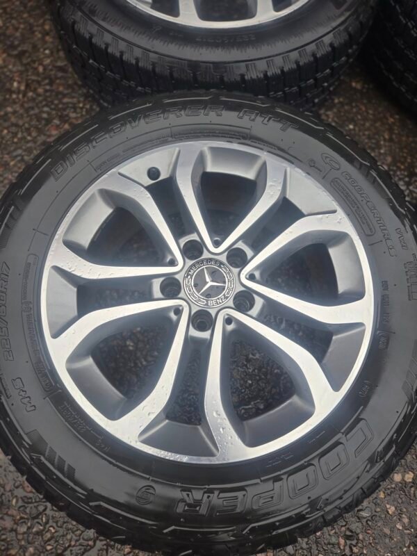 17" MERCEDES VITO ALLOY WHEELS / TYRES - Image 3