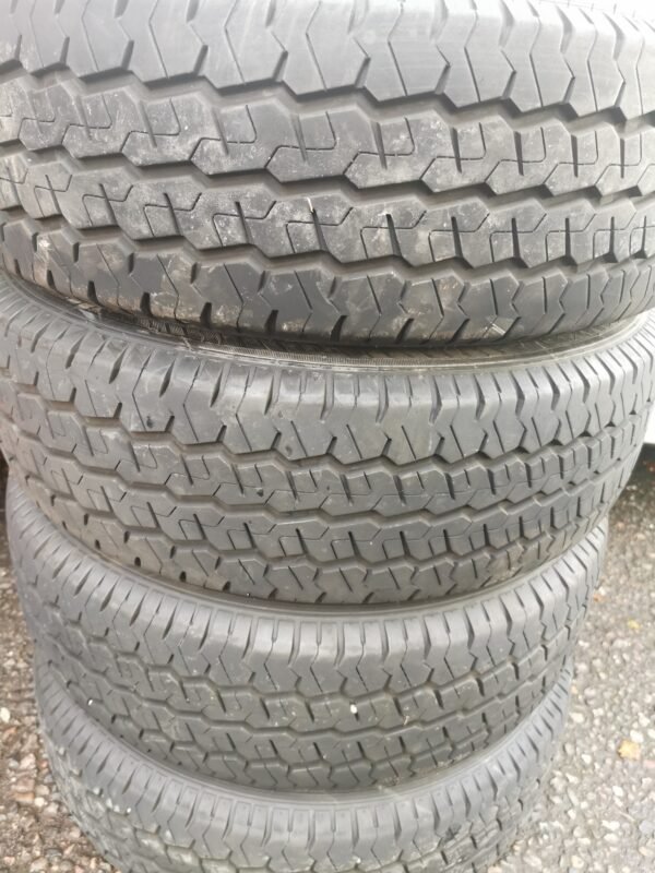 16" VAUXHALL VIVARO / RENAULT TRAFIC STEEL WHEELS WITH EXCELLENT TYRES  - 5 X 114.3 FITMENT -  FACELIFT SHAPE - Image 4