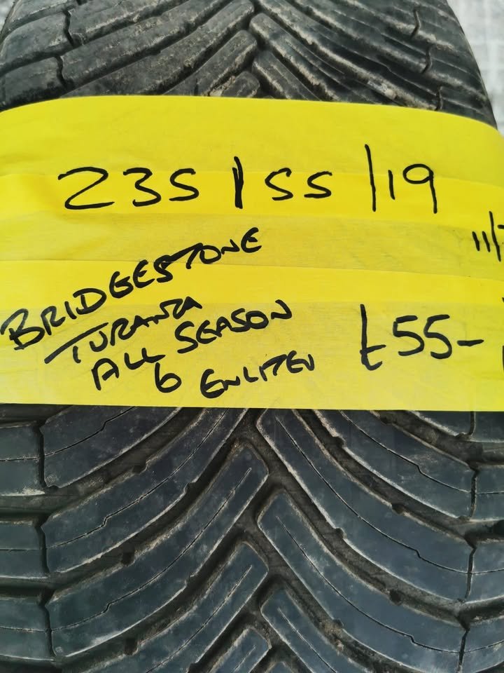 235 55 19 BRIDGESTONE TURANZA 235 / 55 / 19 BRIDGESTONE TURANZA ALL SEASON 6 ENLITEN TYRE - Image 1