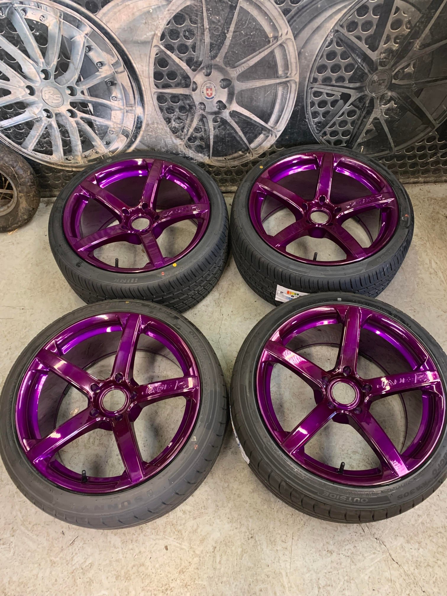 485878357_9425496144237686_2283272356752431943_n 18" TEAM DYNAMICS JADE R ALLOY WHEELS / TYRES - BMW - 5 X 120 FITMENT - Image 1