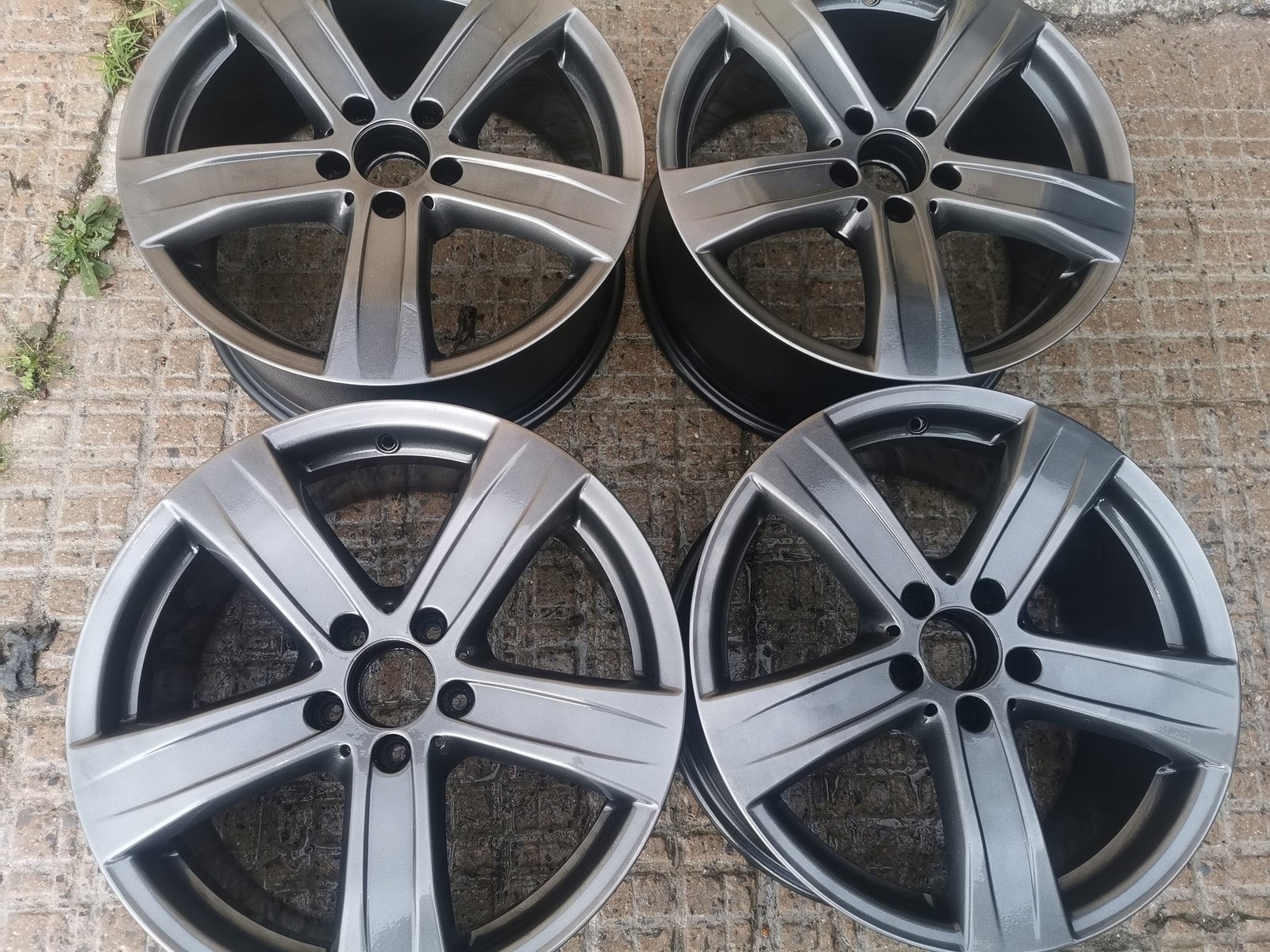 559005159_25079371268423588_2543629408033245818_n 18" GENUINE MERCEDES S CLASS ALLOY WHEELS - 5 X 112 FITMENT - 8.5 X 18" - Image 1