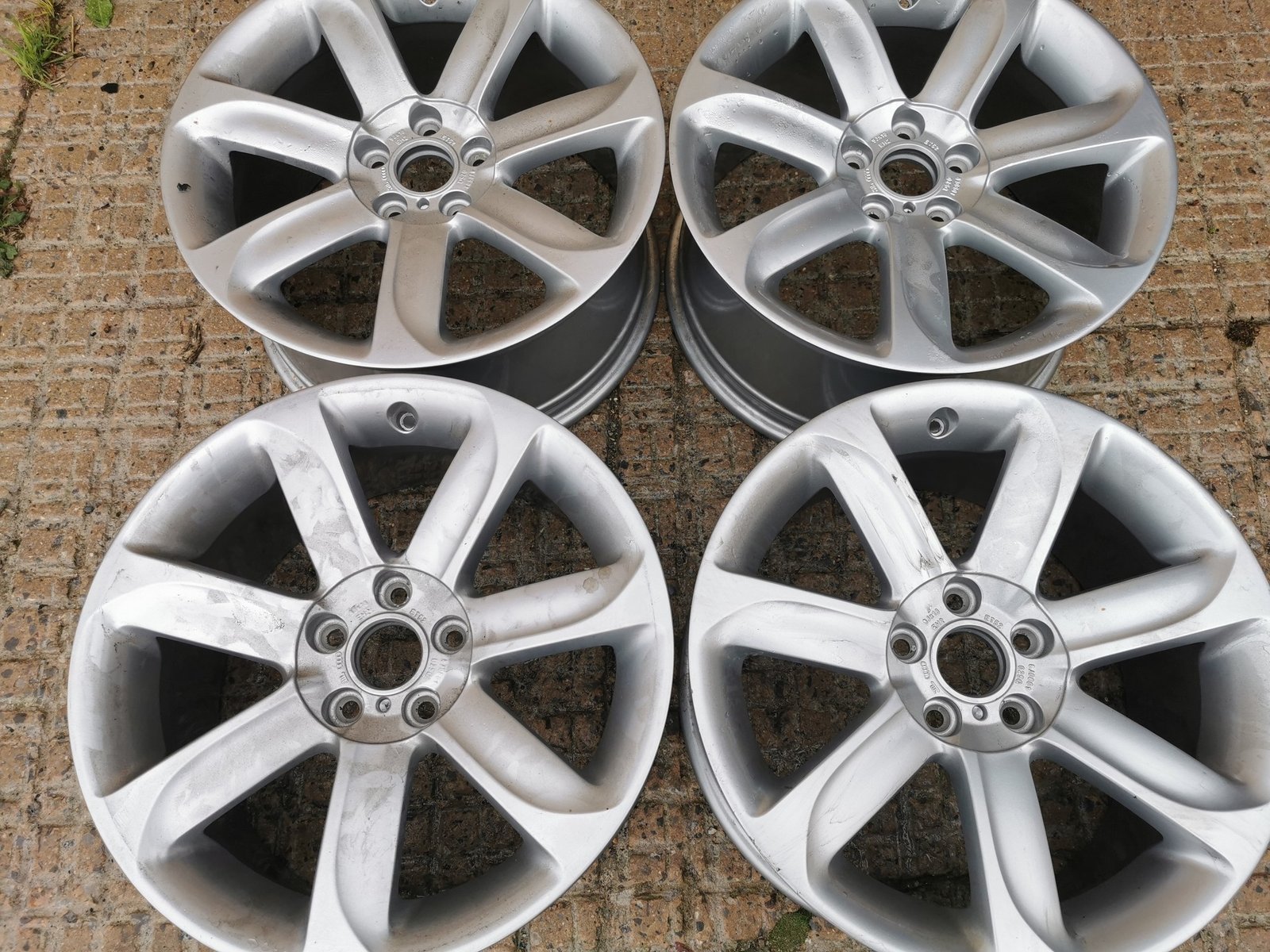 AUDI TT MK2 WHEELS 18" GENUINE AUDI TT WHEELS - 5 X 112 FITMENT - Image 1