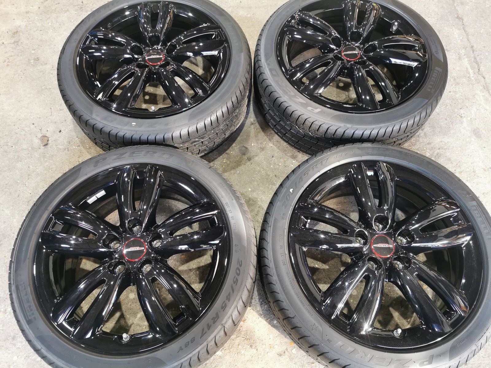 1 17" GENUINE MINI JOHN COOPER WORKS ALLOY WHEELS - GLOSS BLACK - Image 1