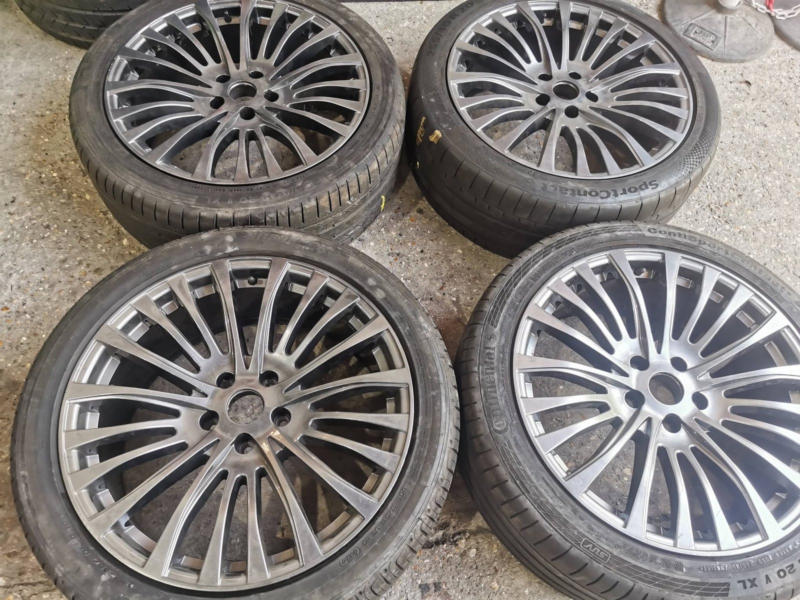 1 20" VOLKSWAGEN T5 / T6 ALLOY WHEELS / TYRES- 5 X 120 FITMENT- 9 X 20" - Image 1
